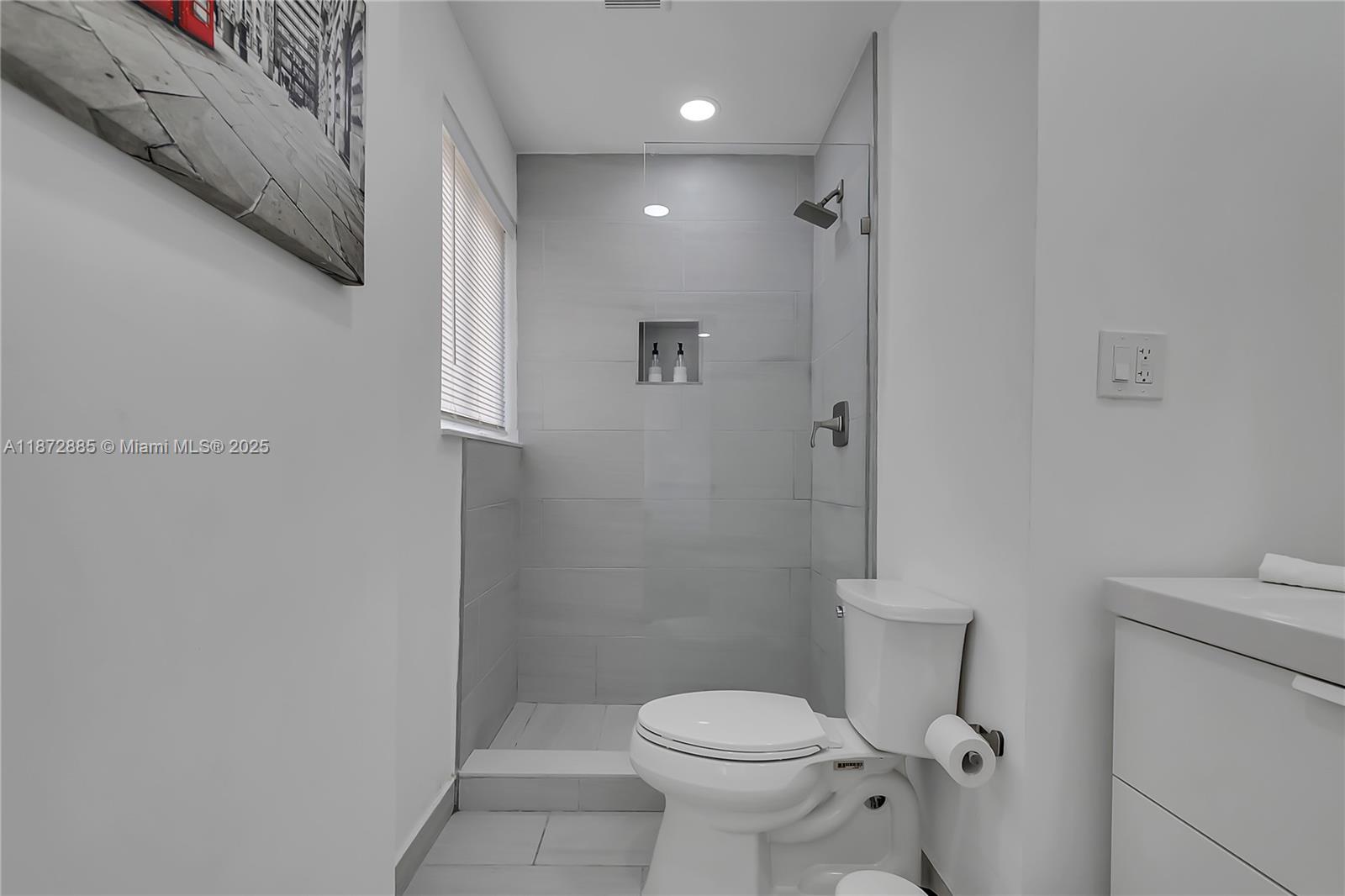 SOUTH VEDADO - Residential Lease