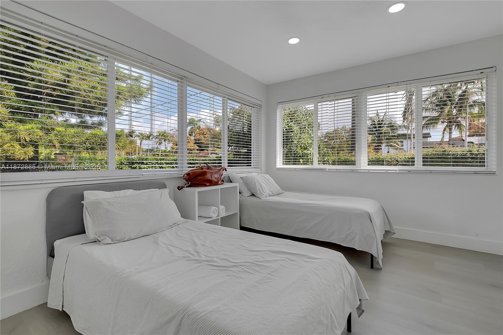 SOUTH VEDADO - Residential Lease