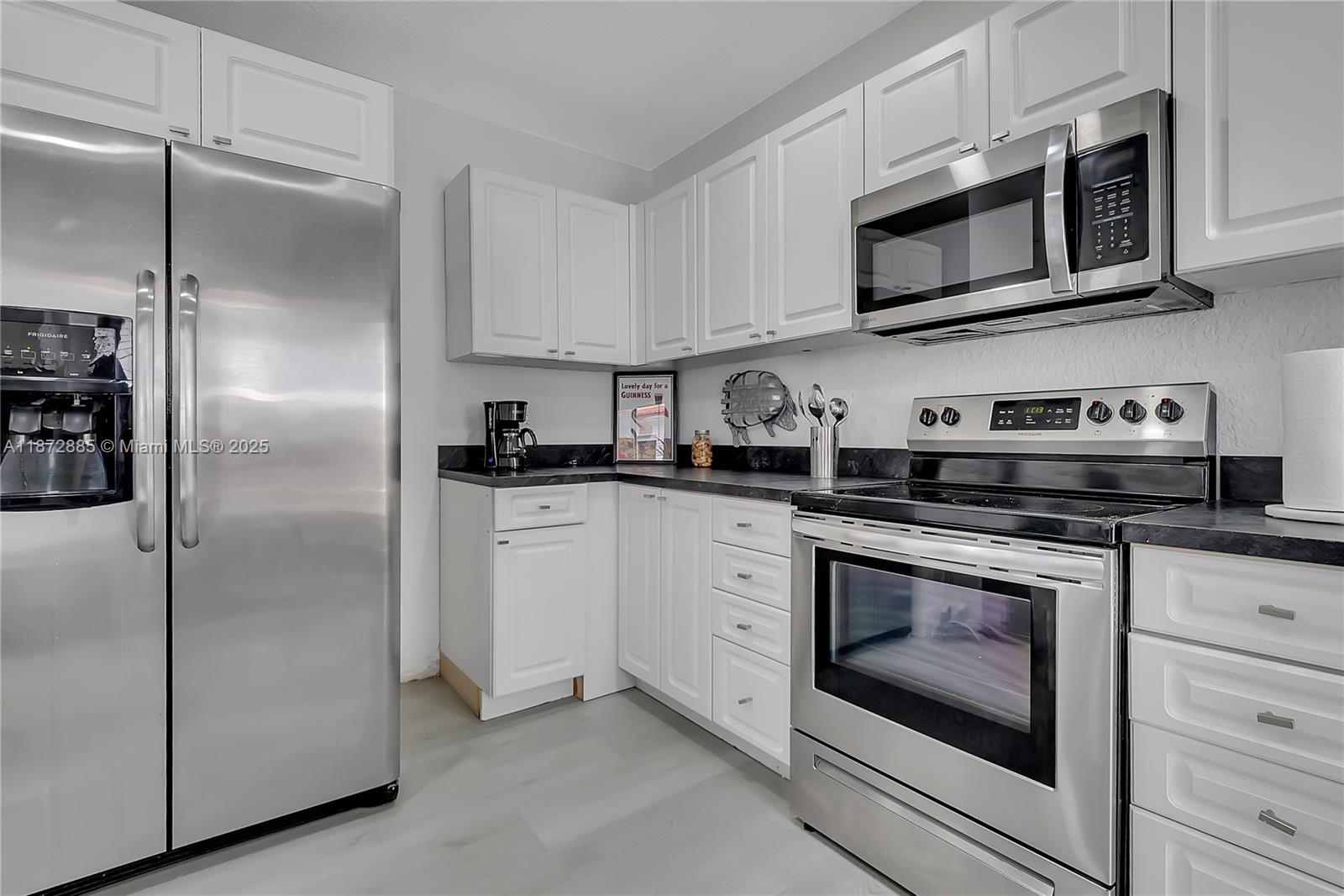 SOUTH VEDADO - Residential Lease