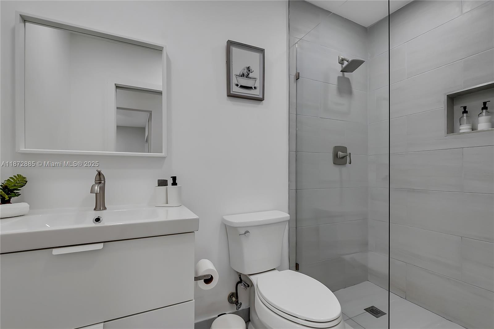 SOUTH VEDADO - Residential Lease