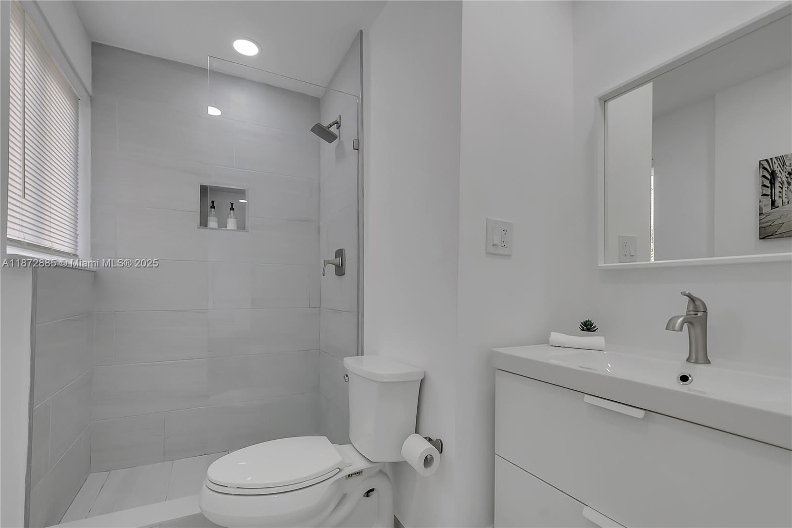 SOUTH VEDADO - Residential Lease