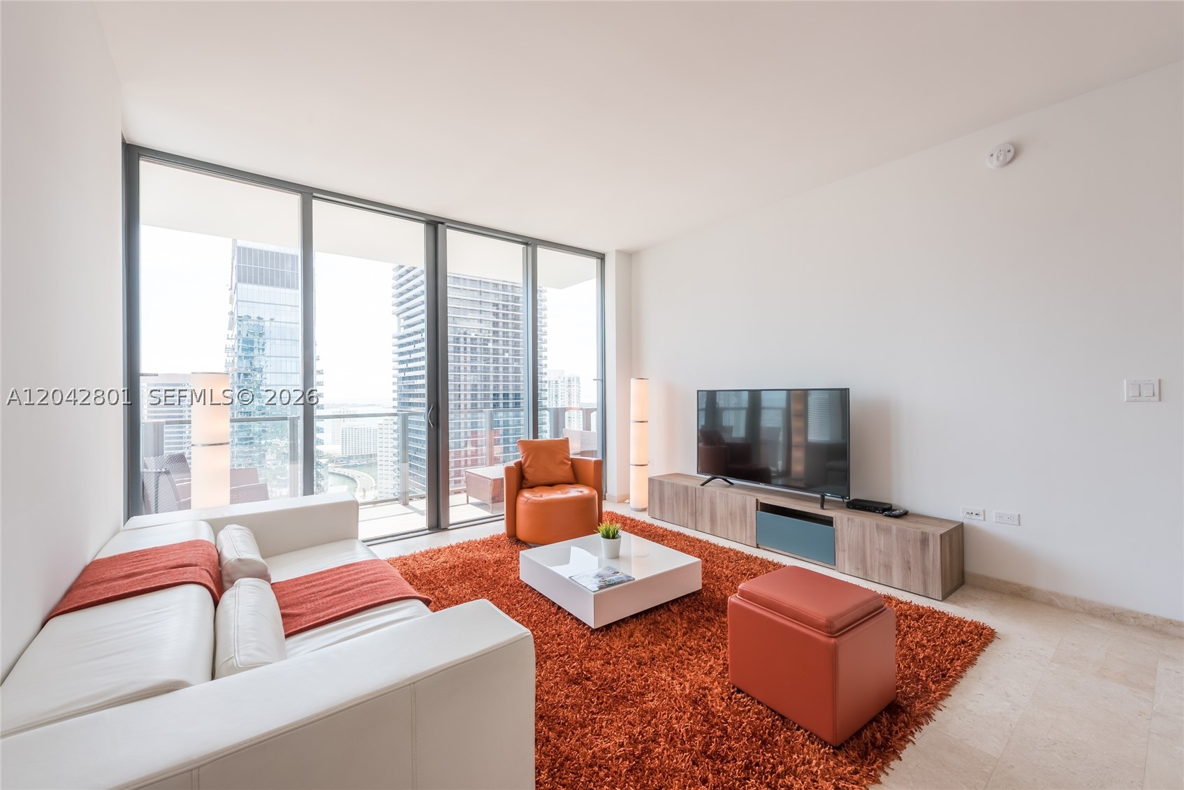 RISE CONDO - Residential