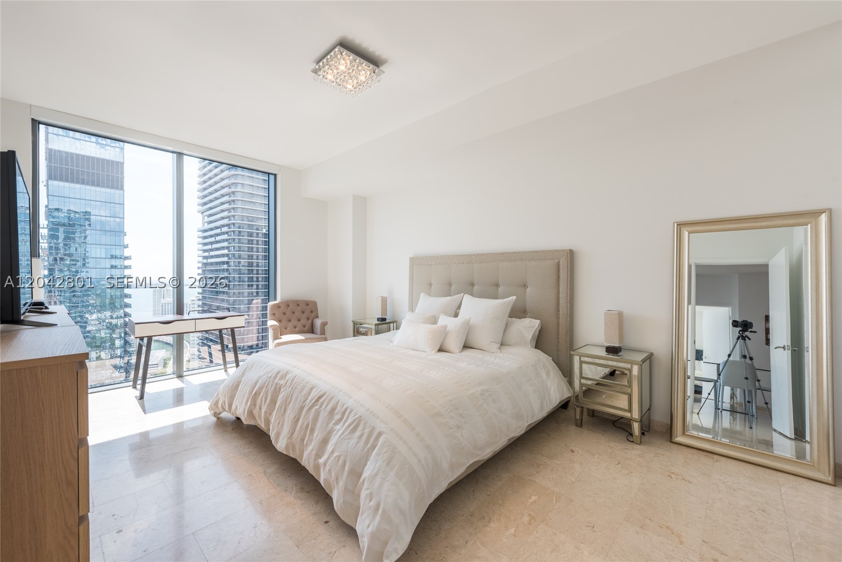 RISE CONDO - Residential