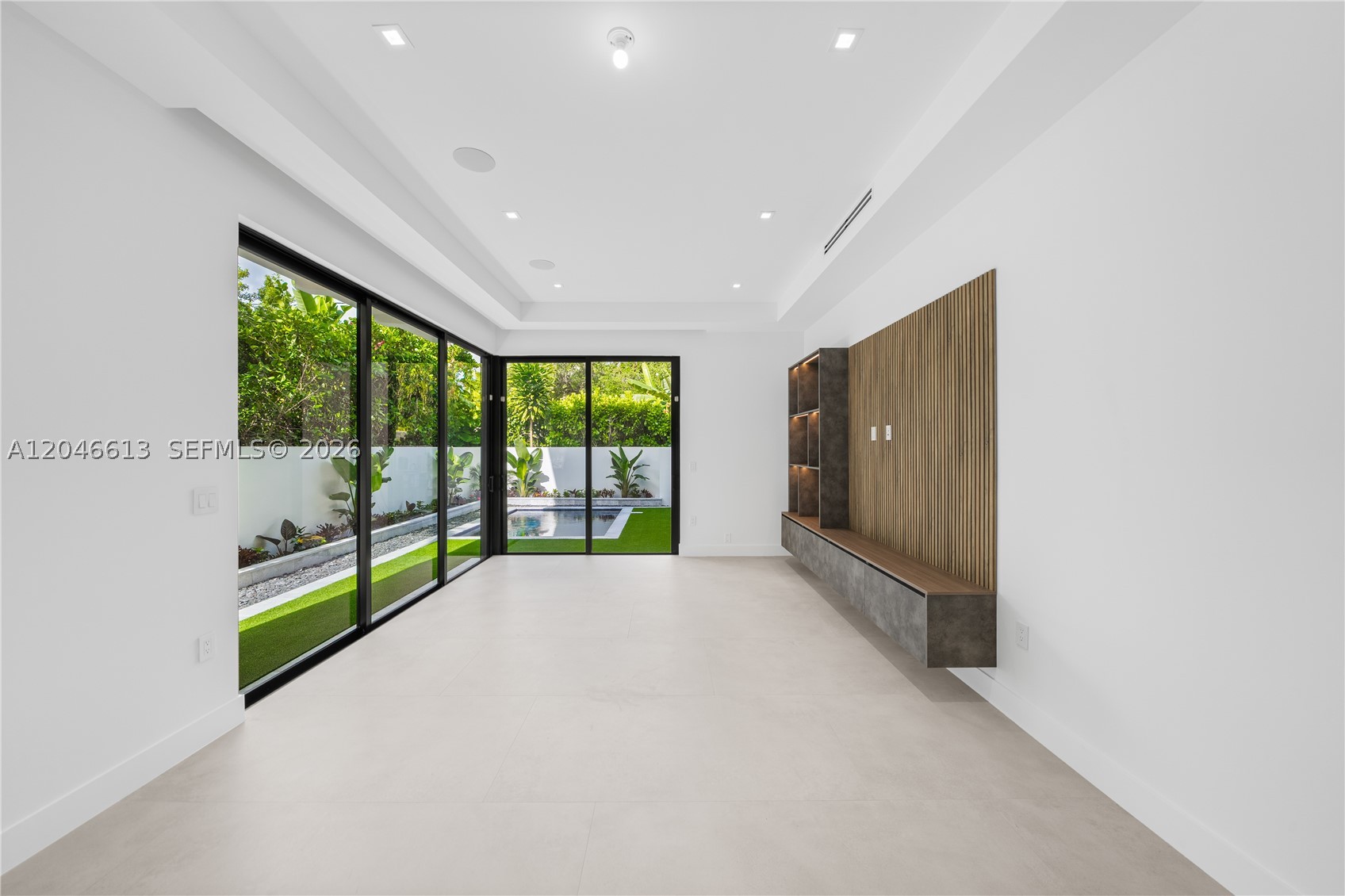 CORAL GABLES BILTMORE SEC - Residential