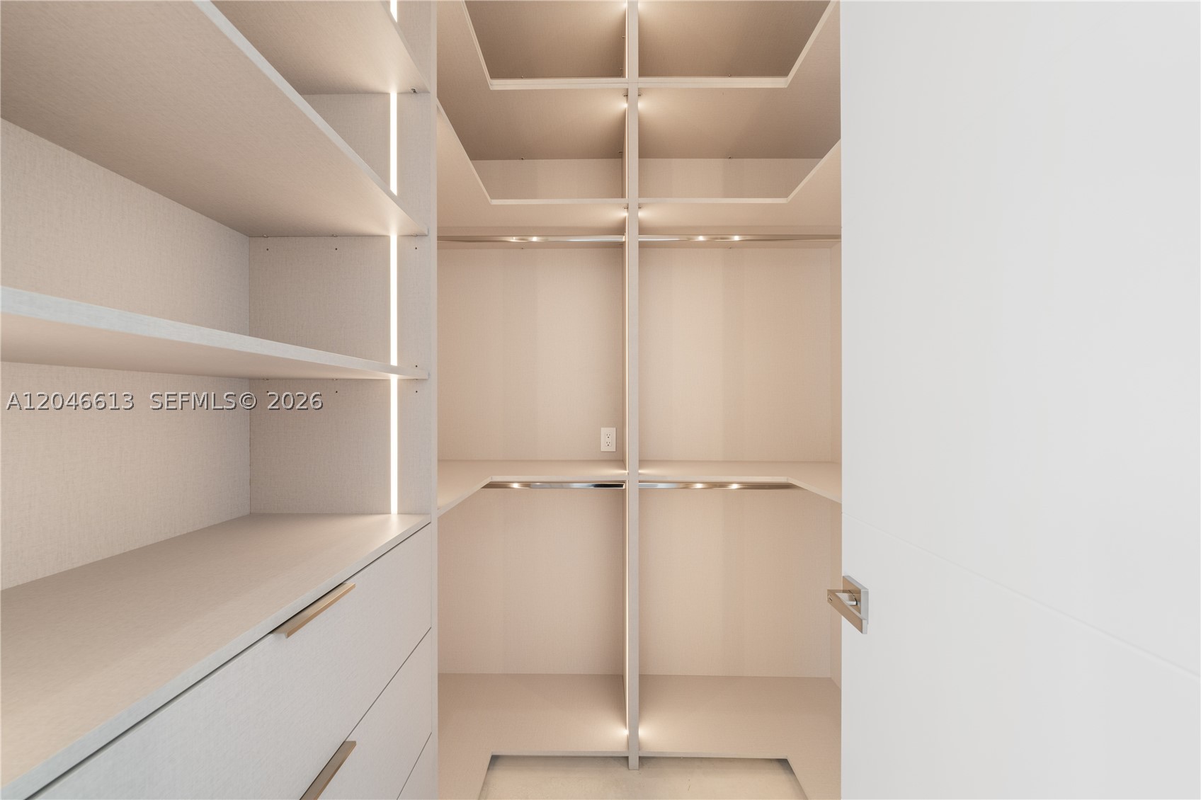 CORAL GABLES BILTMORE SEC - Residential