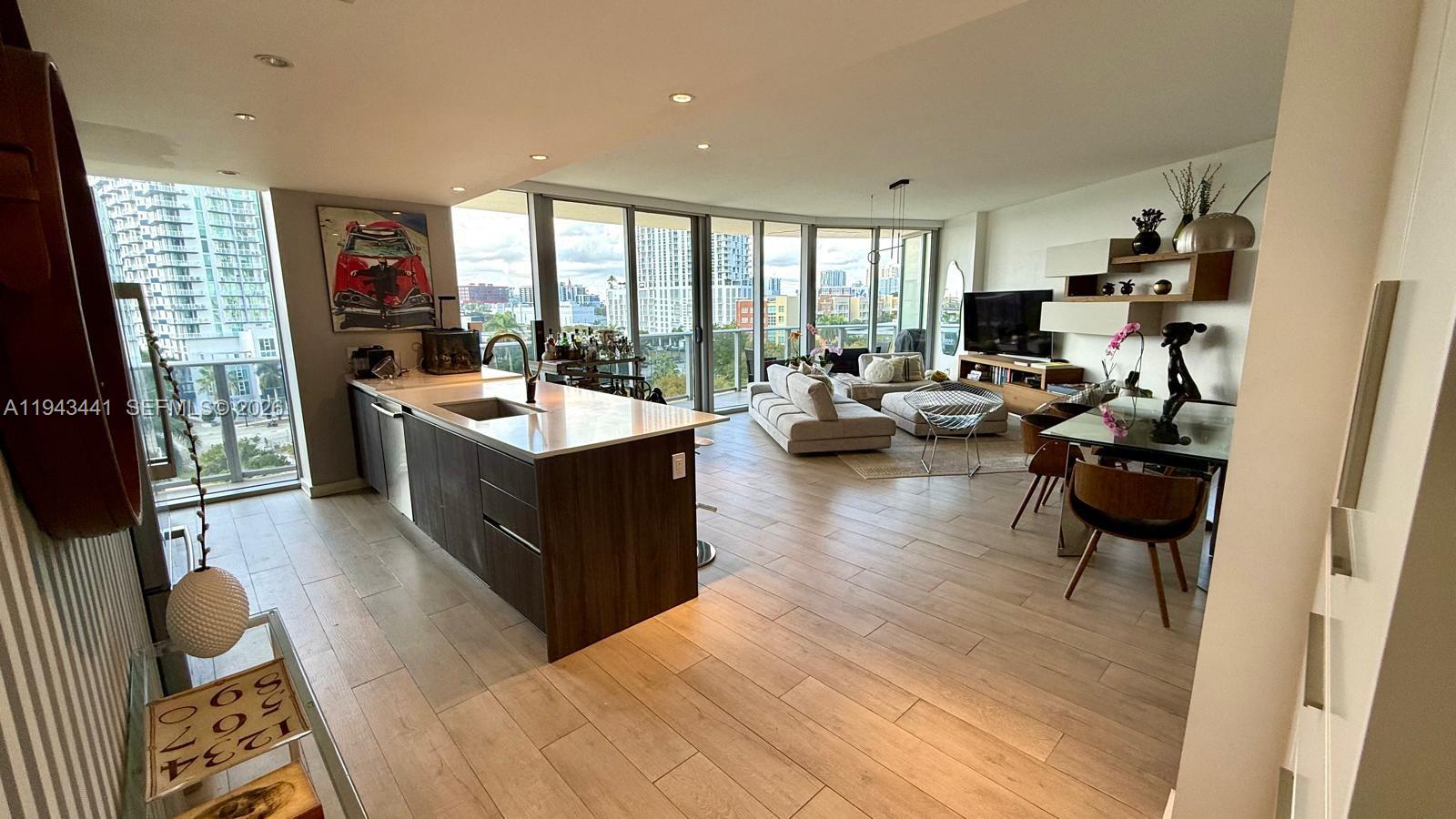 ARIA ON THE BAY CONDO - Residential