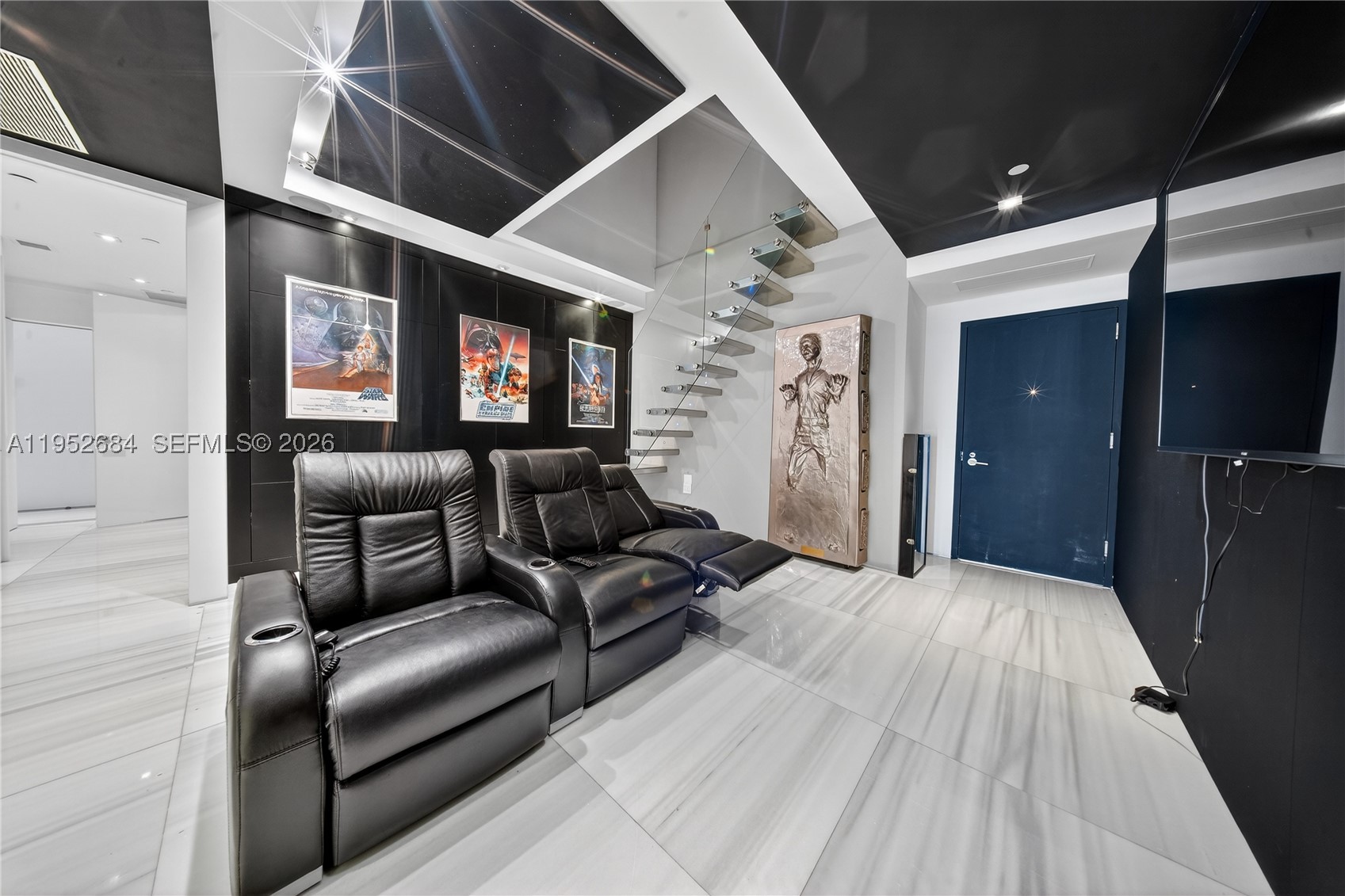 MARQUIS CONDO - Residential