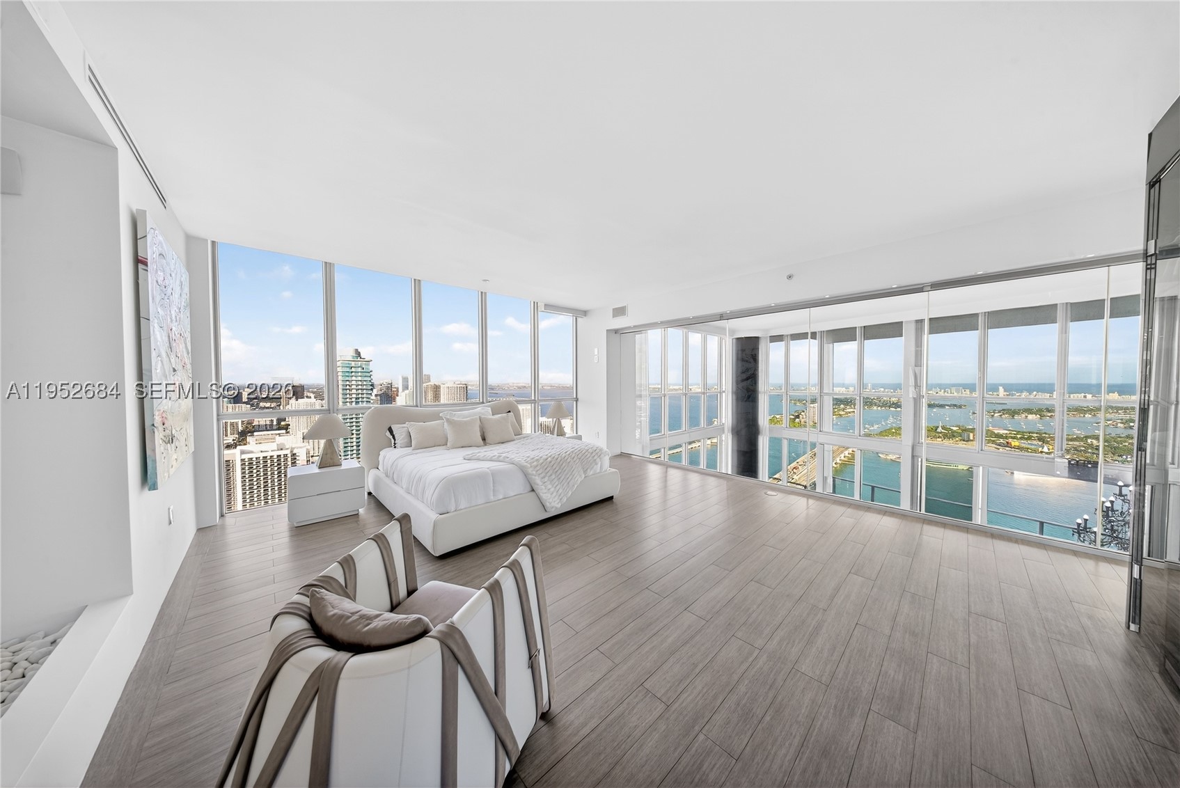 MARQUIS CONDO - Residential
