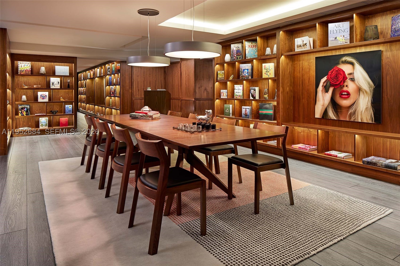 MARQUIS CONDO - Residential