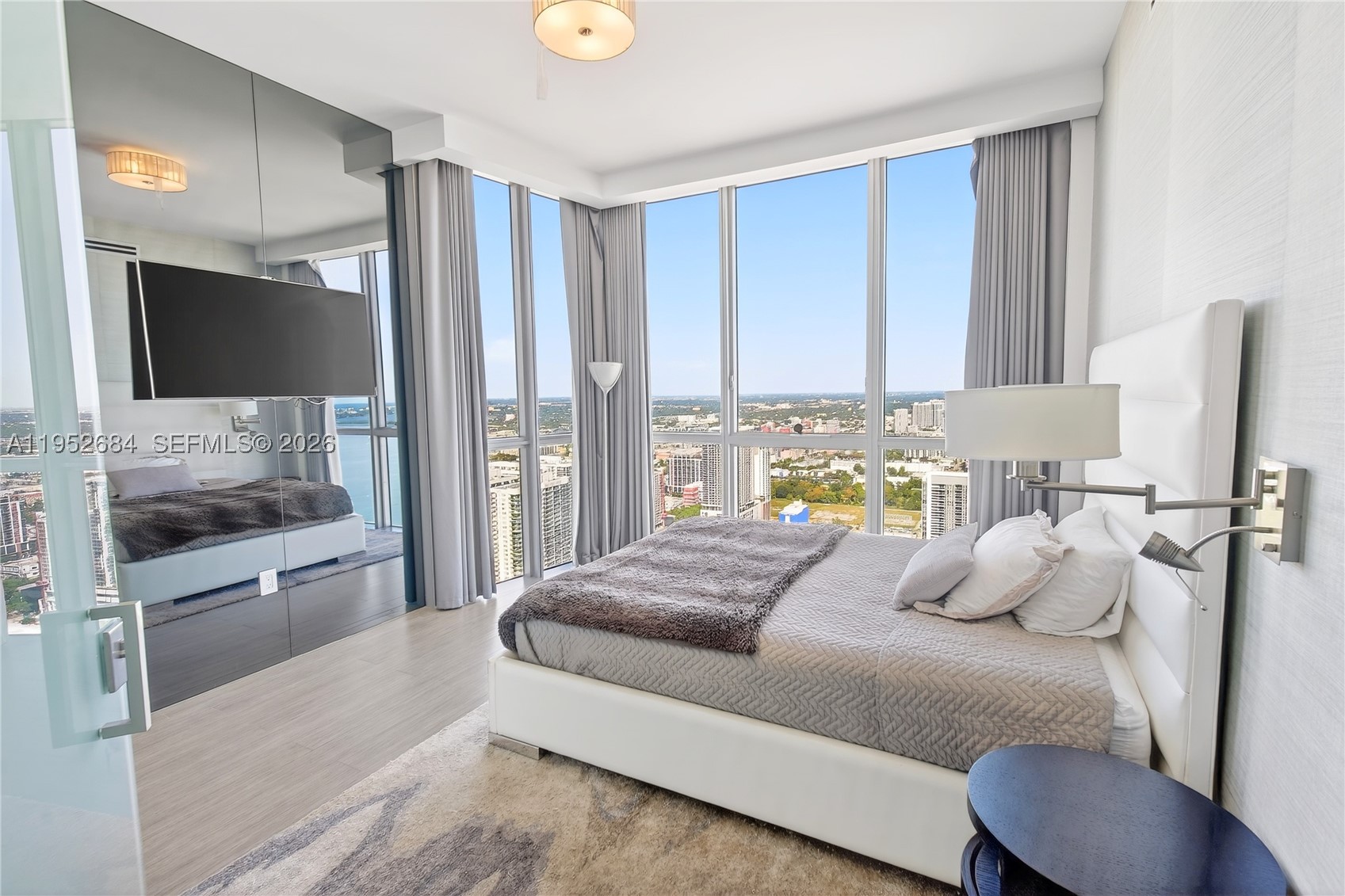 MARQUIS CONDO - Residential