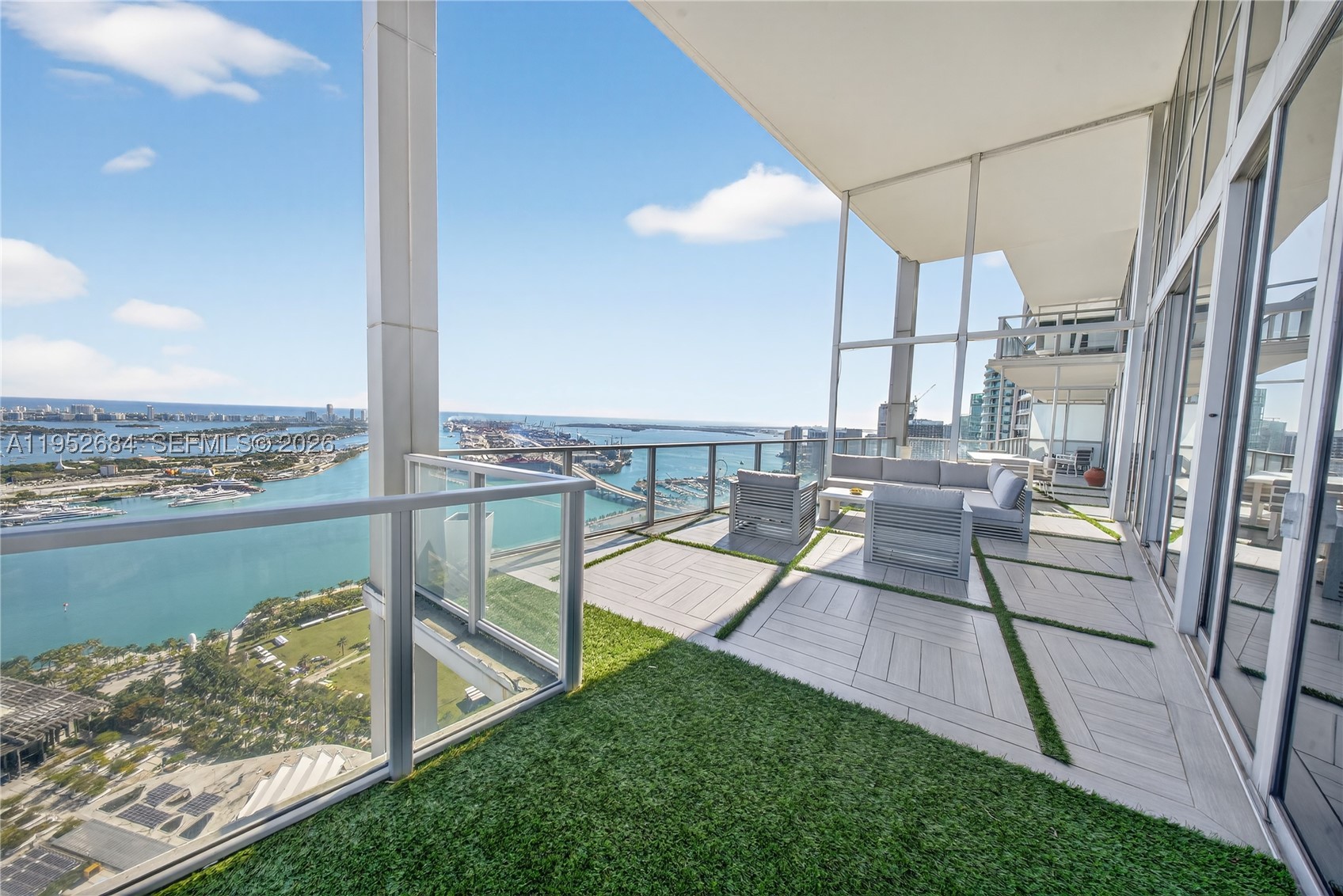MARQUIS CONDO - Residential