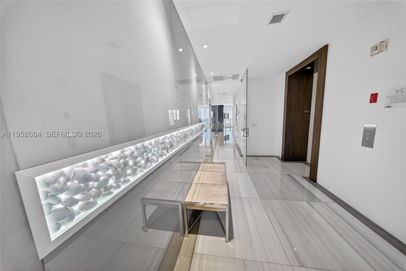MARQUIS CONDO - Residential
