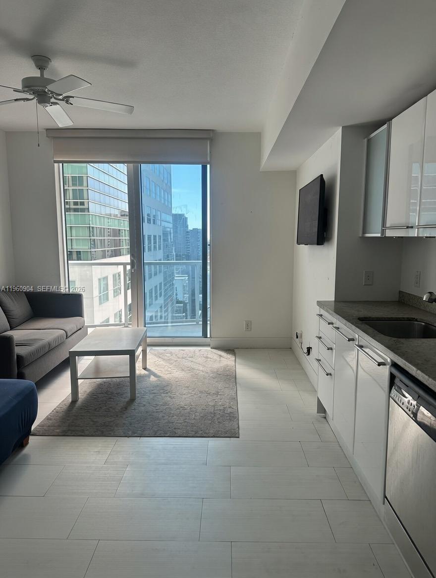 LATITUDE ON THE RIVER CON - Residential Lease