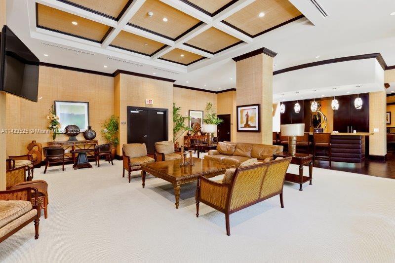 VERANDA CONDO - Residential