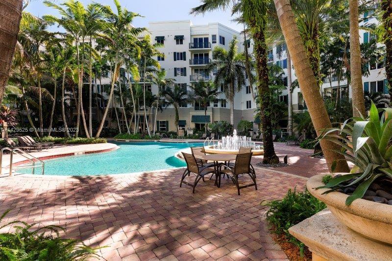 VERANDA CONDO - Residential