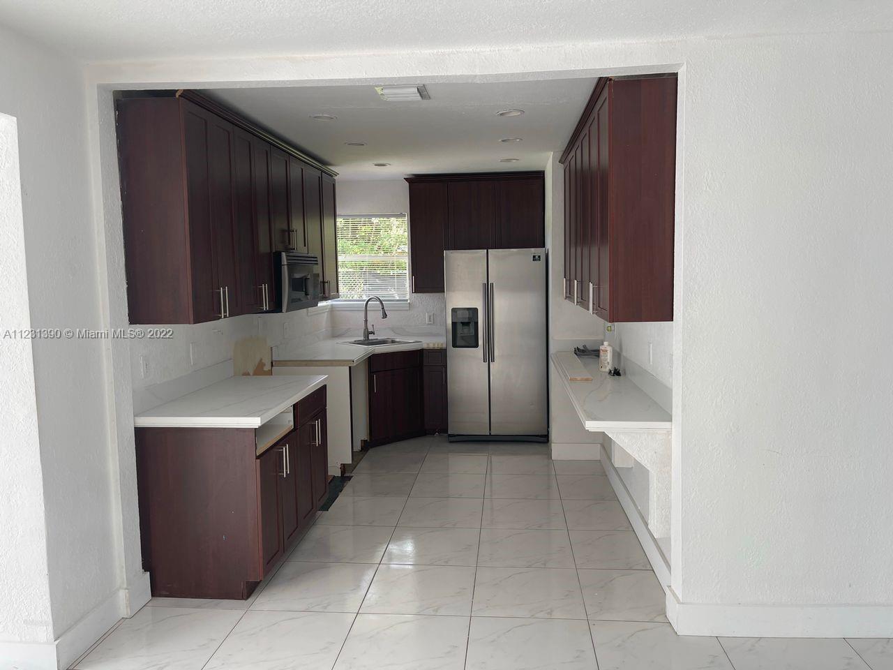 LAKE FOREST SEC 4 - Residential