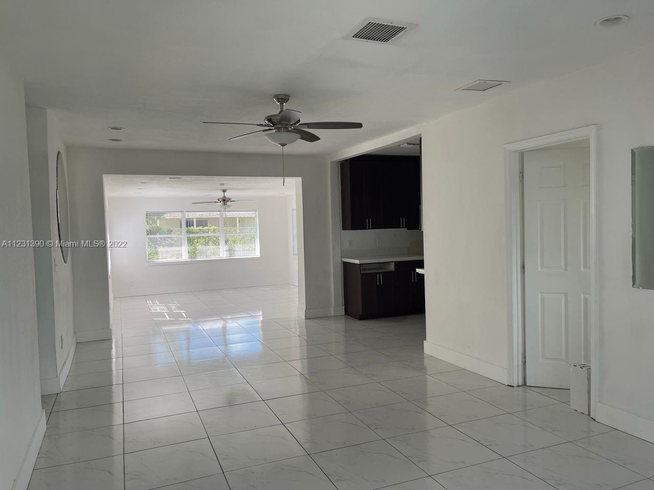 LAKE FOREST SEC 4 - Residential