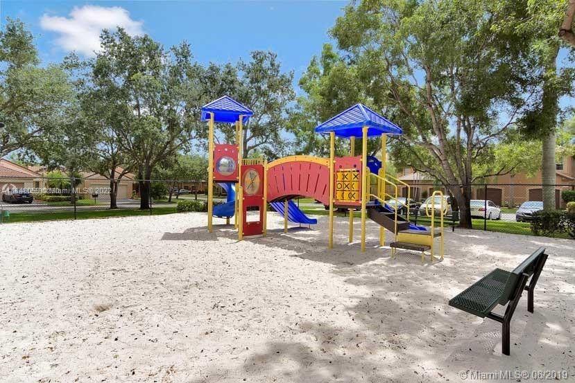SECTORS 3 & 4 BOUNDARY PL - Residential