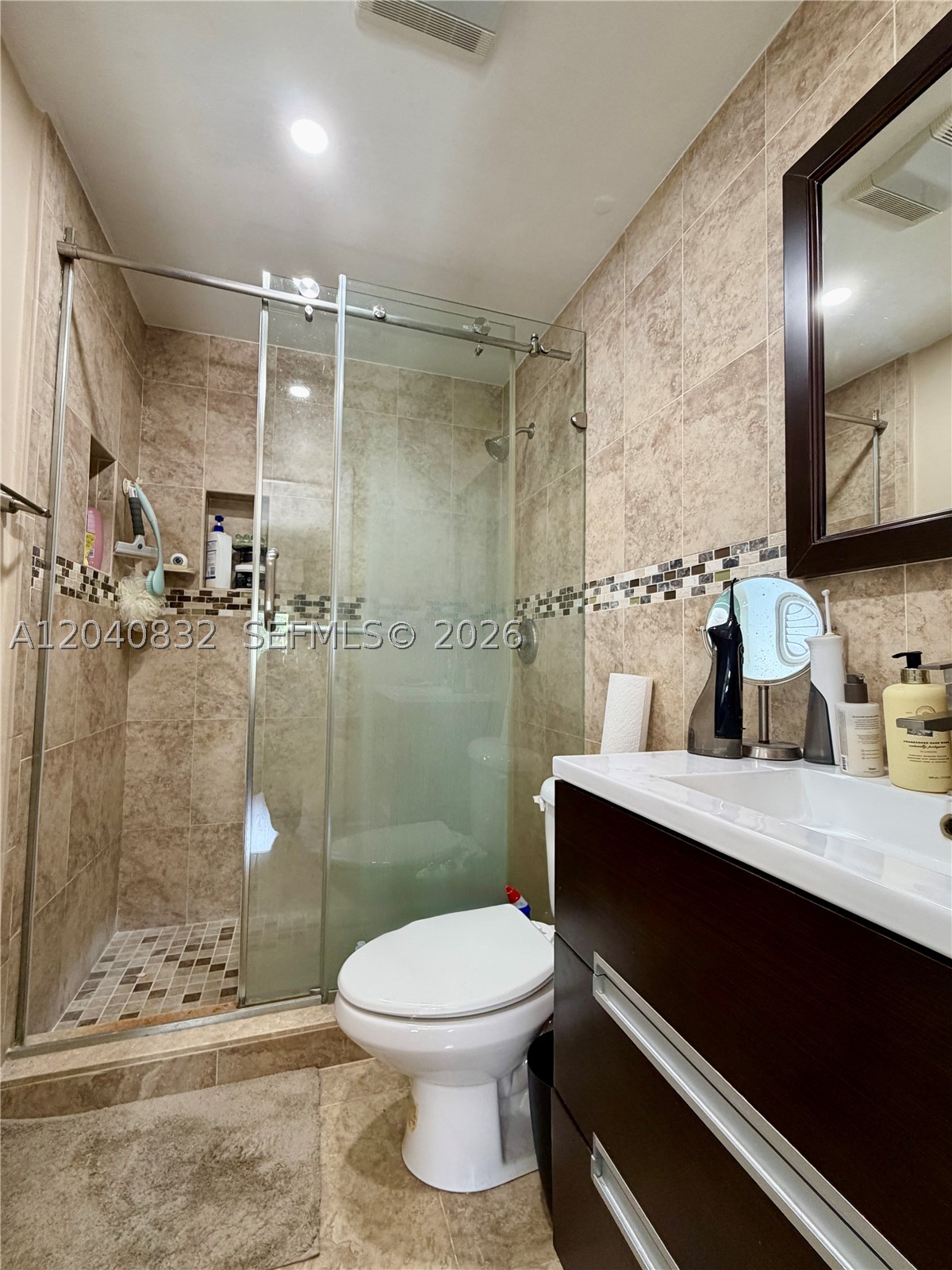 MILLER SIXTY-SEVEN TOWNHO - Residential
