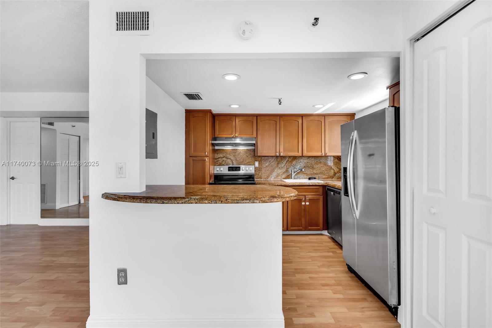 GOLDEN WEST CONDO - Residential Lease