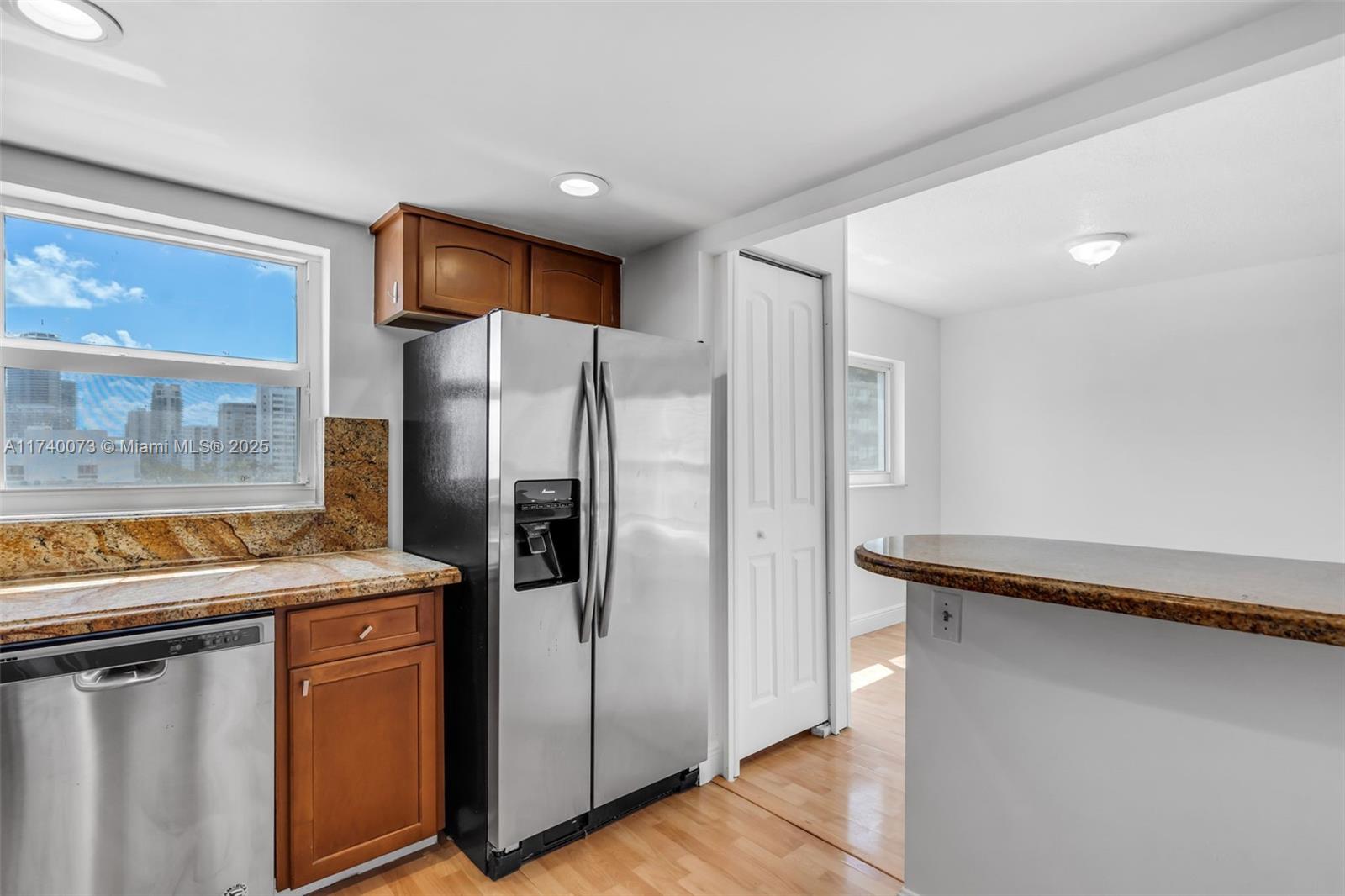 GOLDEN WEST CONDO - Residential Lease