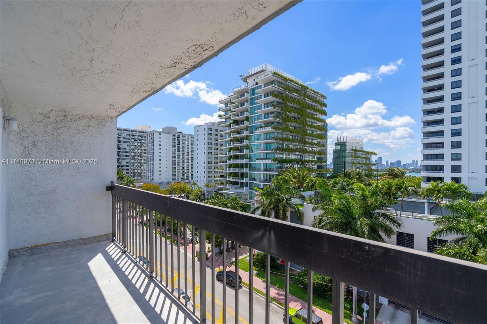 GOLDEN WEST CONDO - Residential Lease
