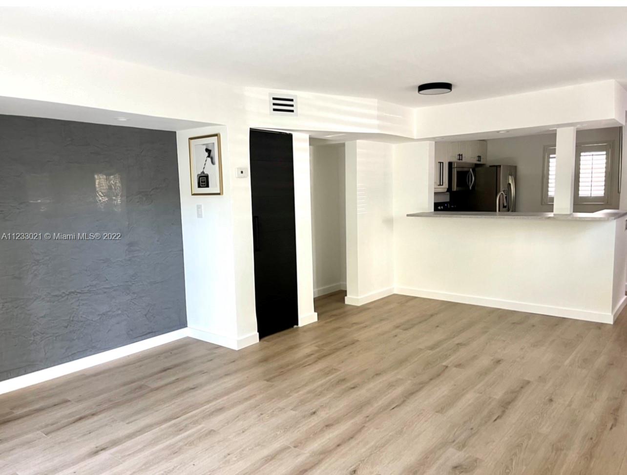 CHATEAU CONDO - Residential Lease