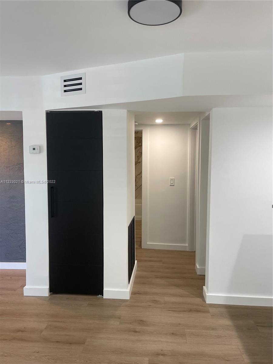 CHATEAU CONDO - Residential Lease