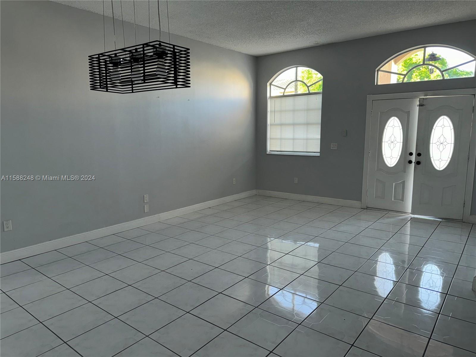 IMPERIAL GROUP - Residential