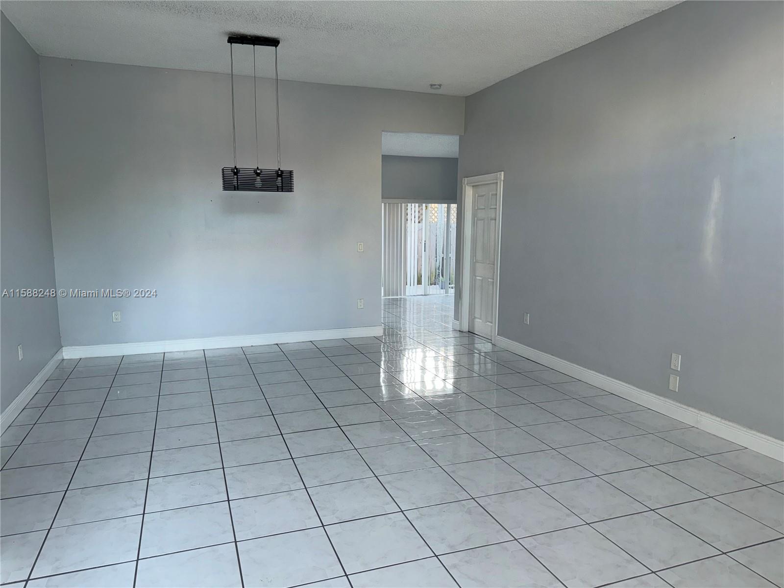 IMPERIAL GROUP - Residential
