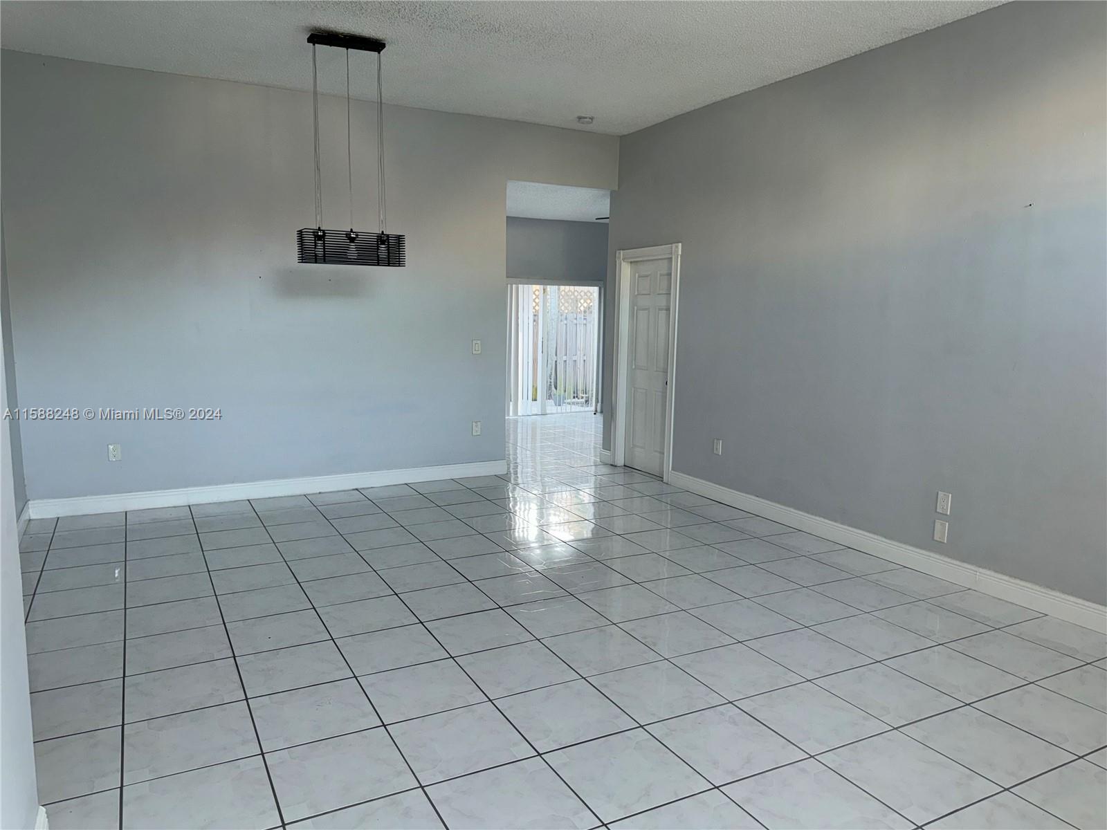 IMPERIAL GROUP - Residential