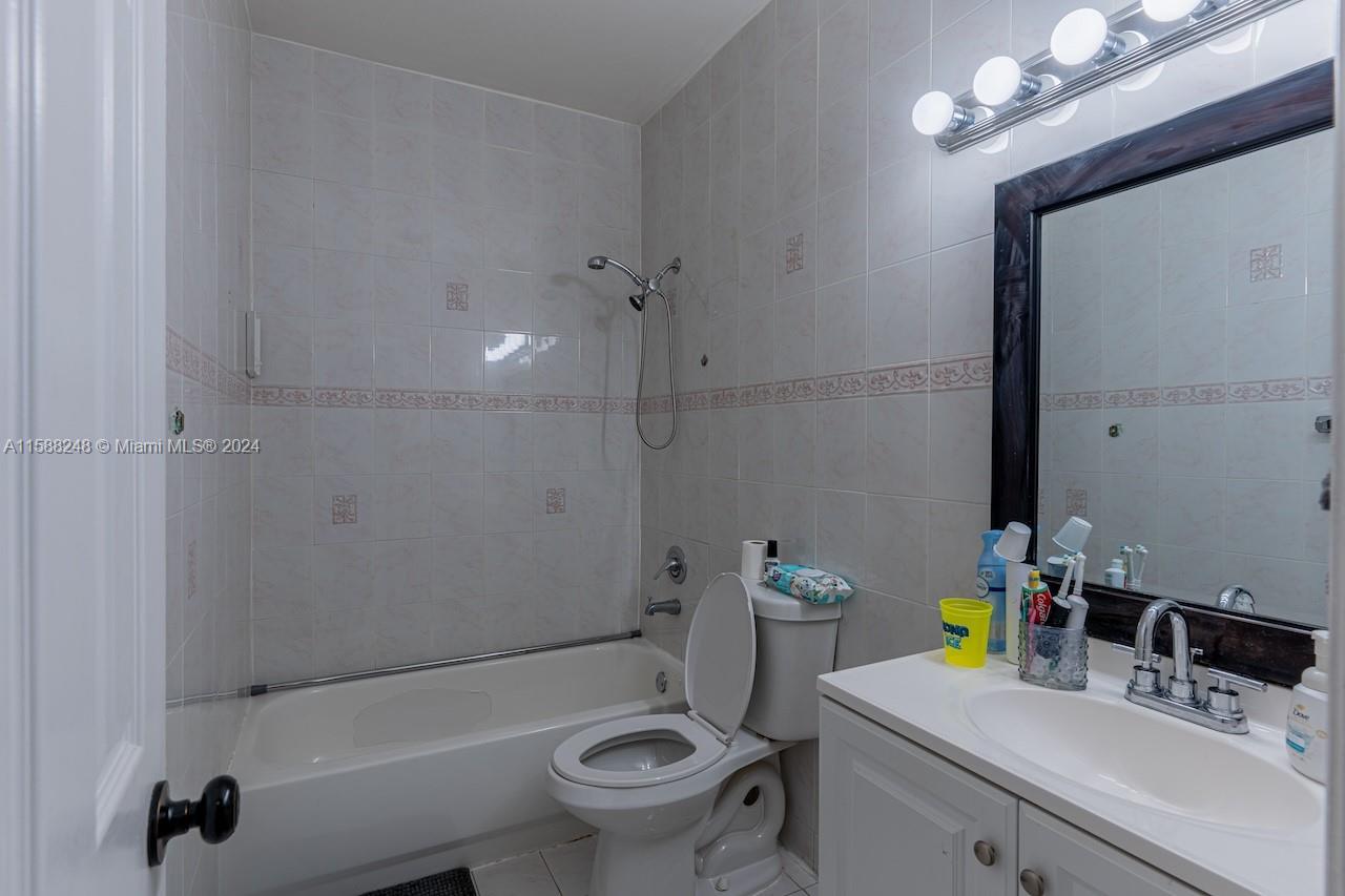 IMPERIAL GROUP - Residential