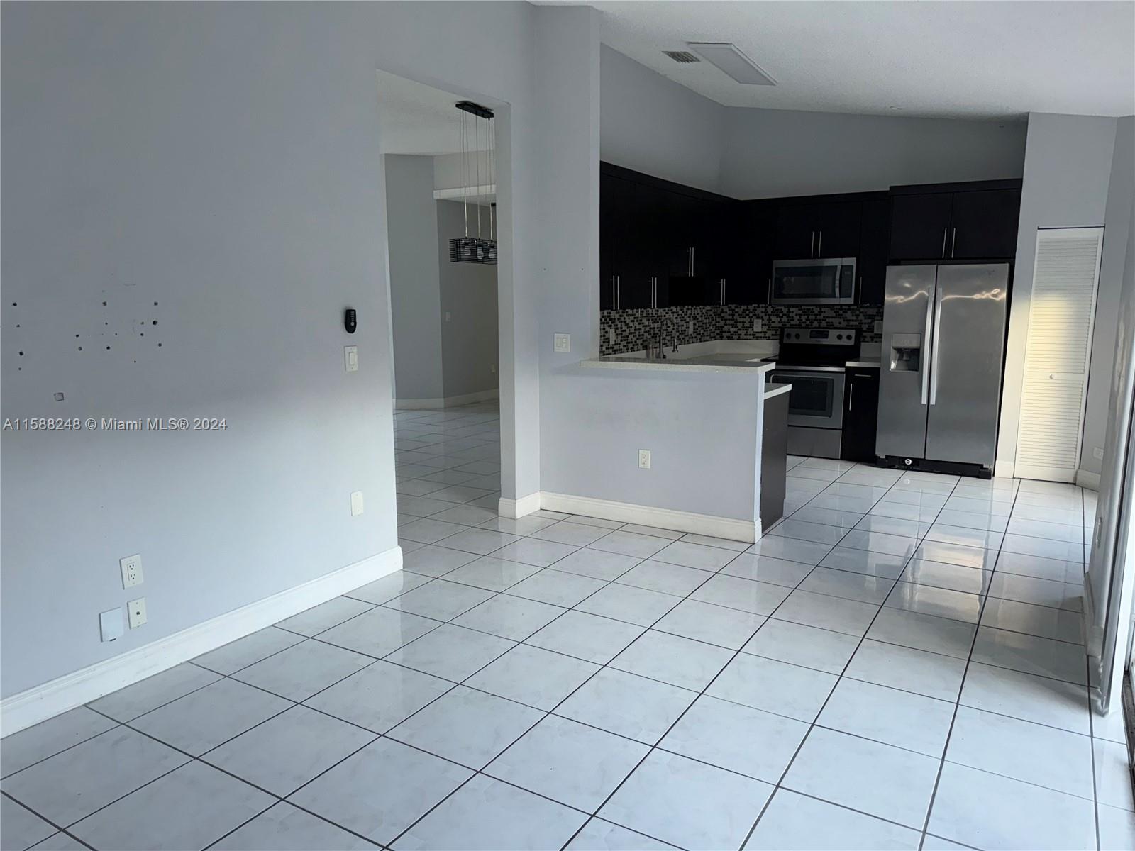 IMPERIAL GROUP - Residential