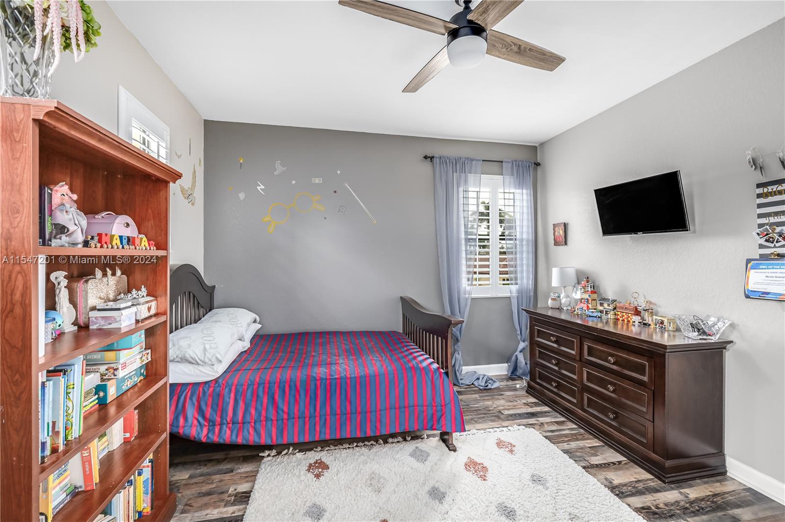 CAPRI AT OASIS - Residential