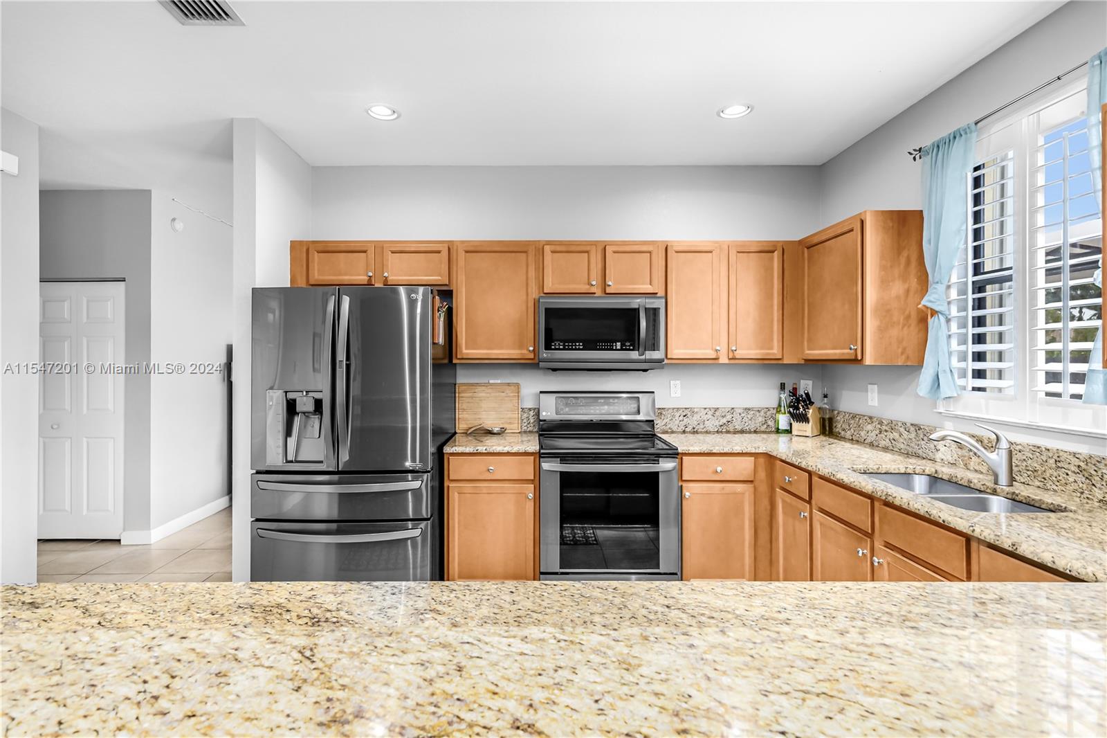 CAPRI AT OASIS - Residential