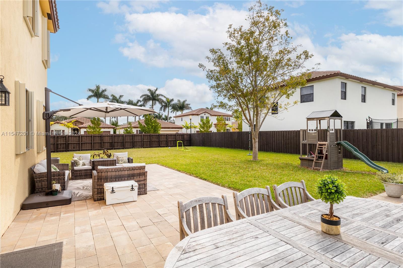 CAPRI AT OASIS - Residential