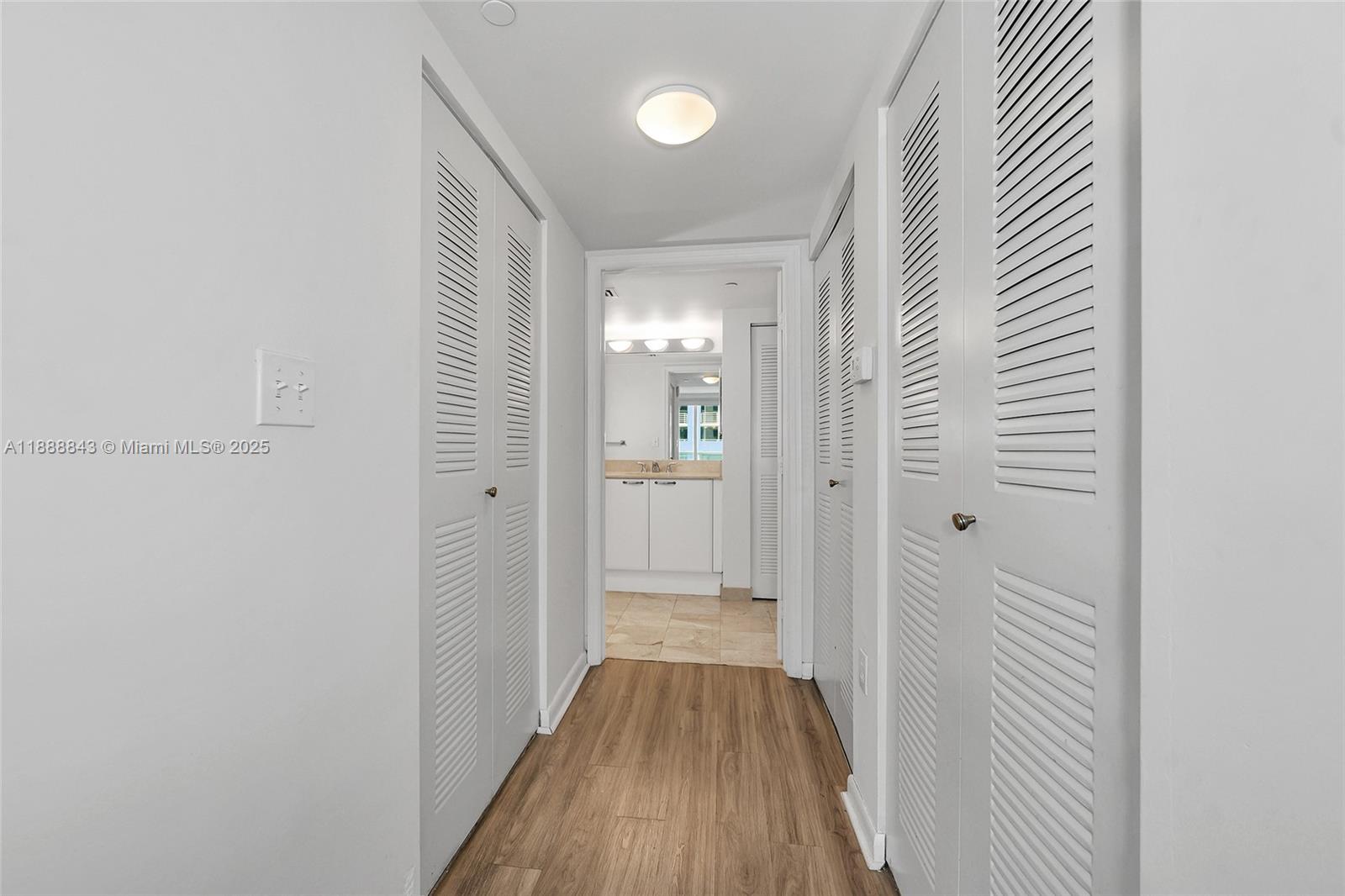 SKYLINE CONDO - Residential