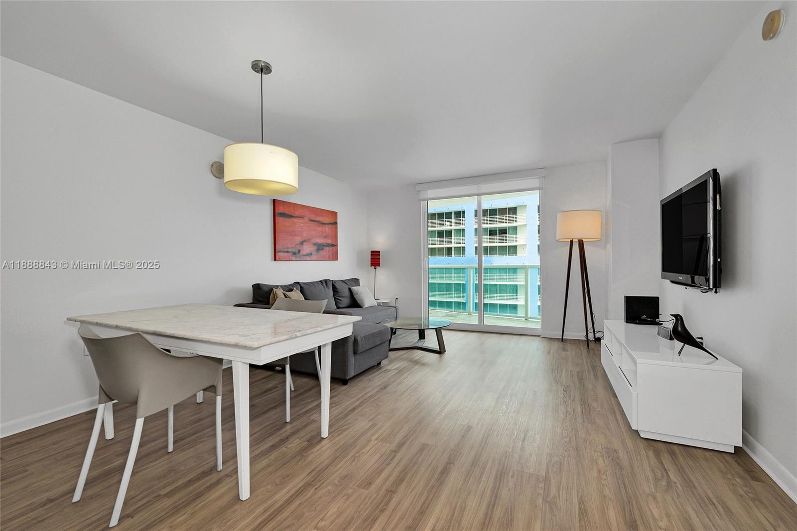 SKYLINE CONDO - Residential