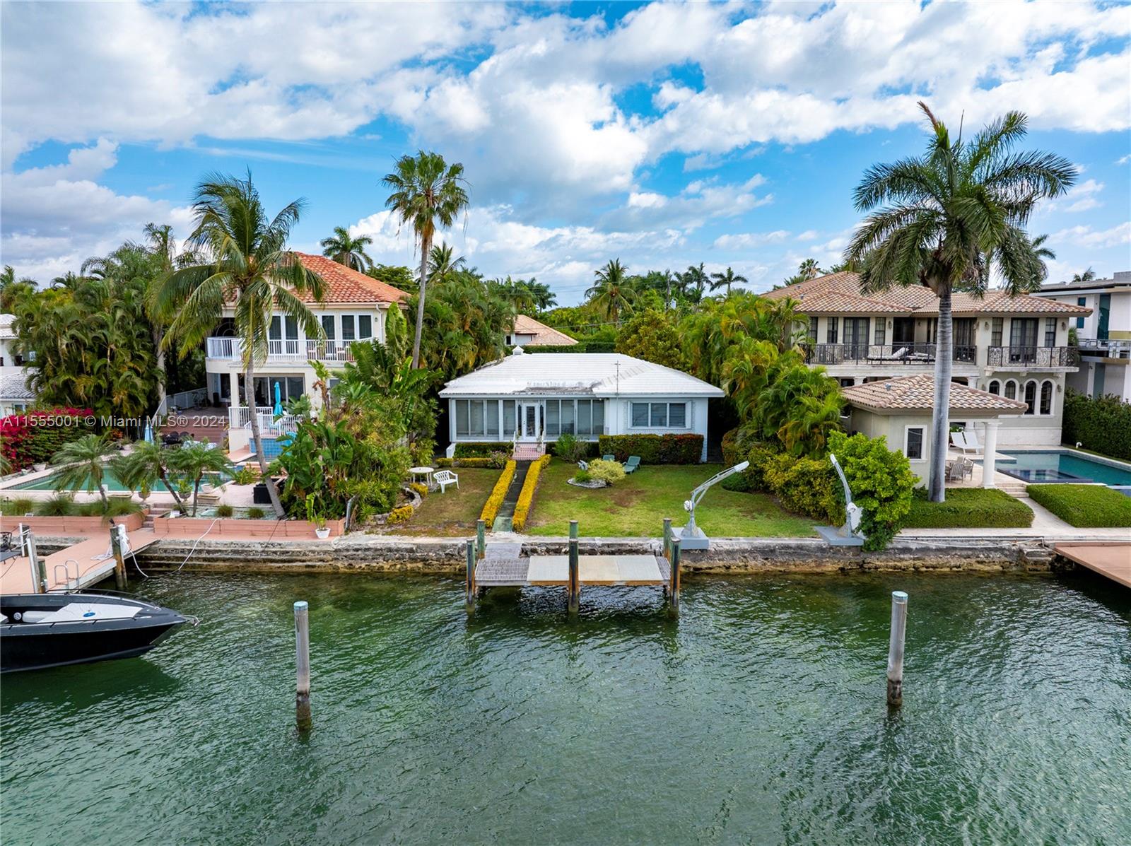 HIBISCUS ISLAND - Residential