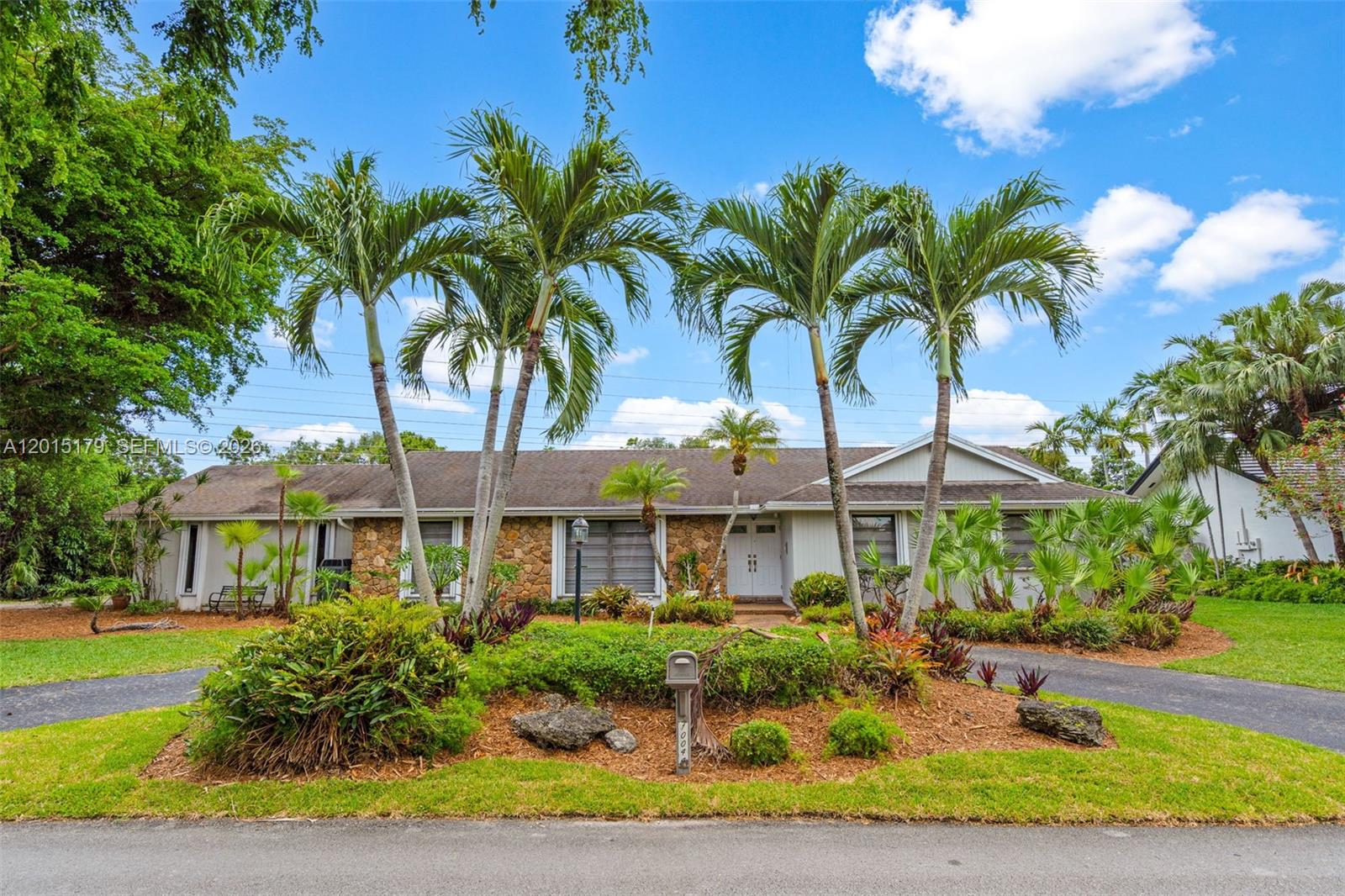WOODS OF PINE ESTATES - Residential
