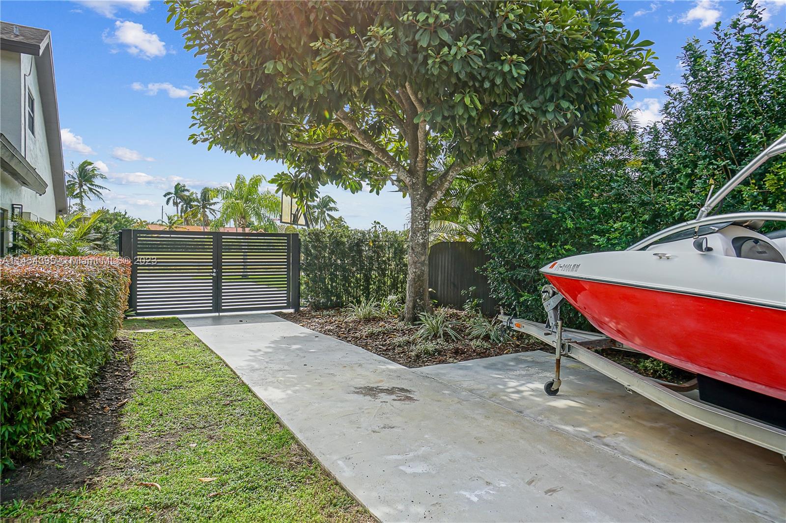 MARLA ESTATES - Residential