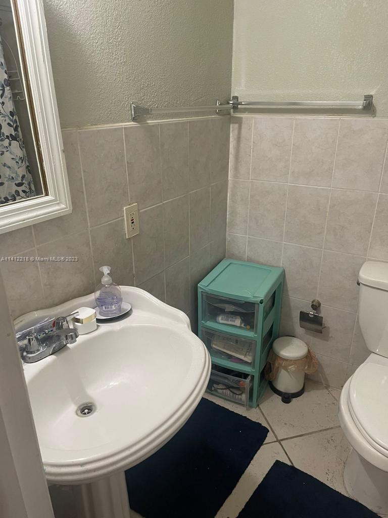 FLAGLER GROVE ESTATES EXT - Residential Lease