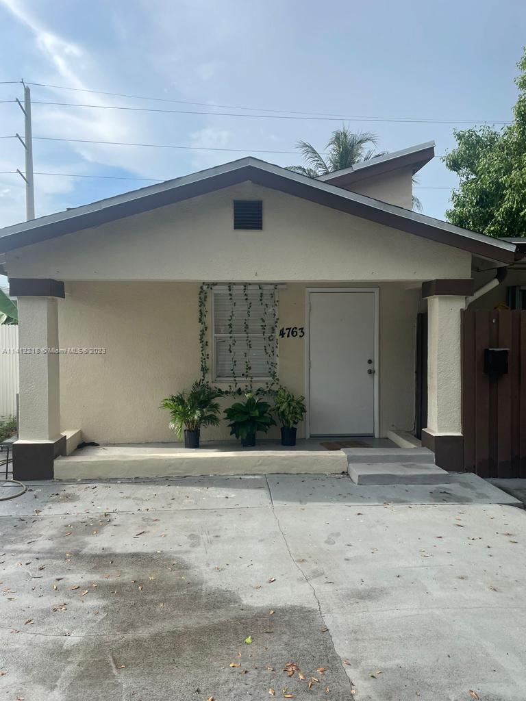 FLAGLER GROVE ESTATES EXT - Residential Lease