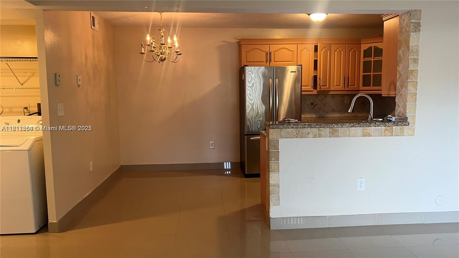 PALMS OF PEMBROKE CONDO - Residential Lease