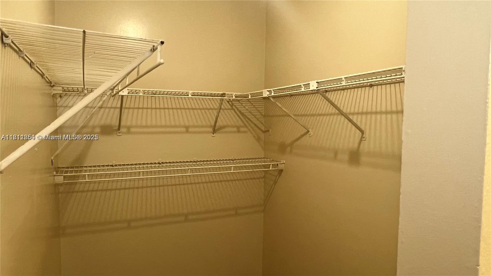 PALMS OF PEMBROKE CONDO - Residential Lease