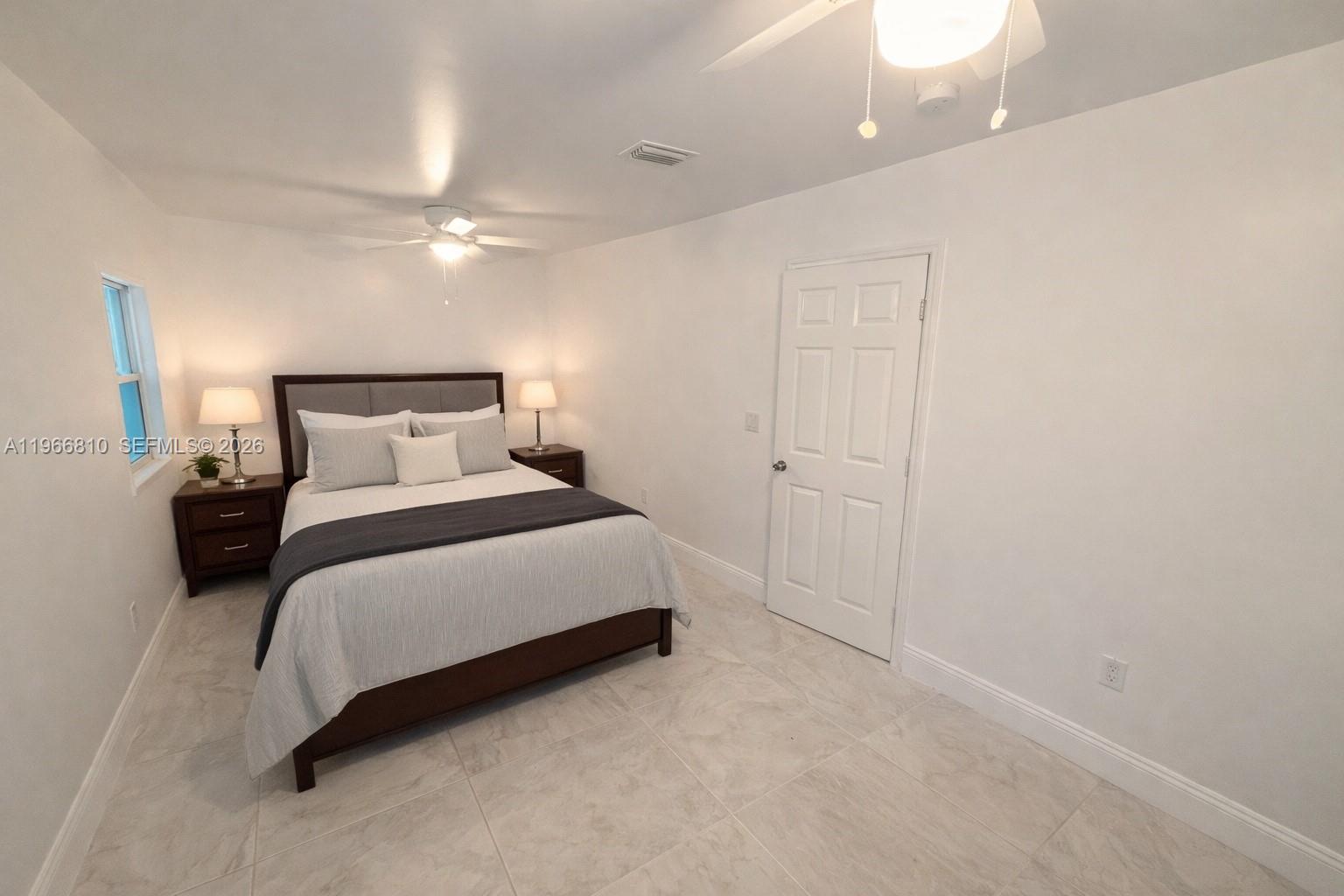 COLUMBIA PARK CORR PL - Residential