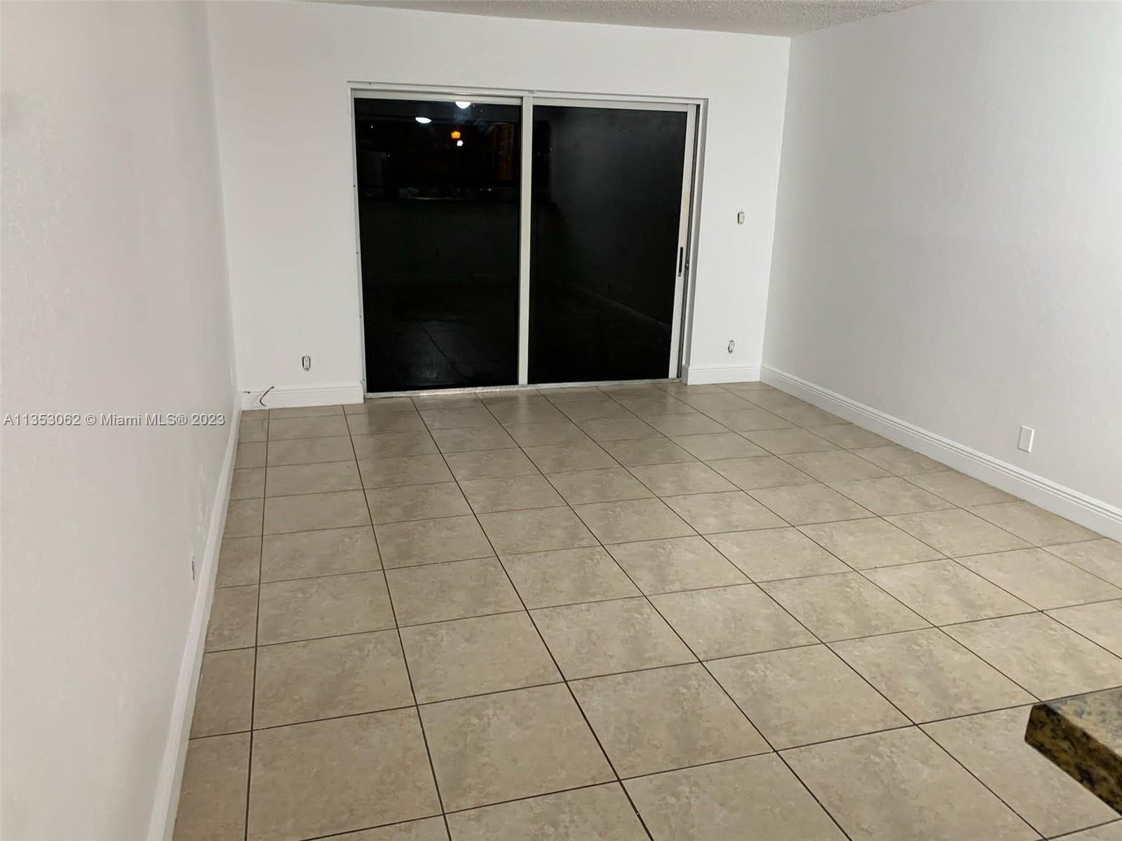 DORAL GARDENS II CONDO - Residential Lease