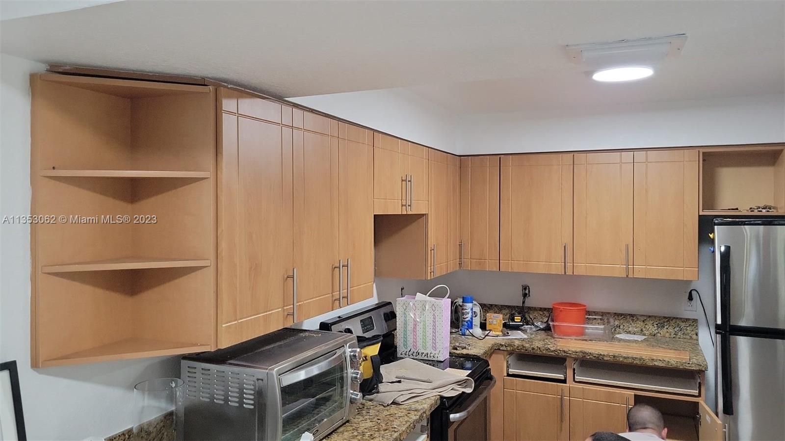 DORAL GARDENS II CONDO - Residential Lease