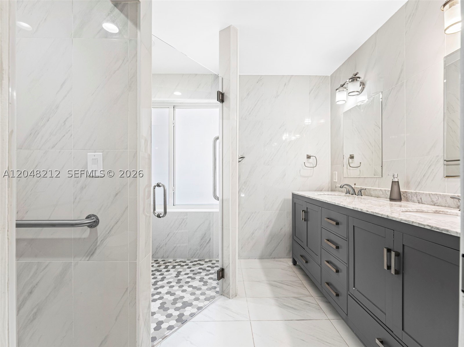 WEITZER SHAUNA MEADOWS SE - Residential