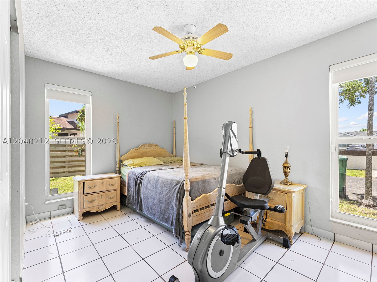 WEITZER SHAUNA MEADOWS SE - Residential